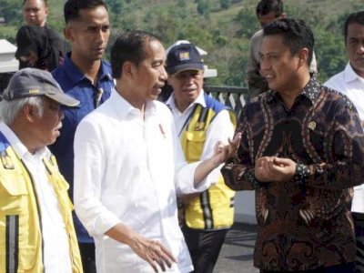 Andi Iwan Aras Dampingi Presiden Jokowi Resmikan Bendungan Pamukkulu Takalar