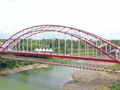 Bukti Keberhasilan Andi Sudirman di Sulsel: Jembatan Andalan Pacongkang dan Jalan 500 Km