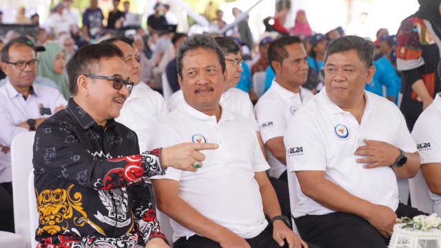 Dukung Bulan Cinta Laut, Sekda Jufri Rahman Sayangkan Banyaknya Sampah Plastik di Kawasan Pesisir