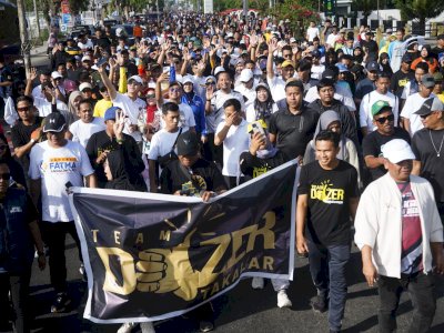 Puluhan Ribu Warga Takalar Padati Lapangan Makkattang, Ikuti Anti Mager Bareng Andalan &#8211; Hati