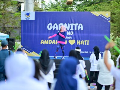 Ratusan Perempuan Makassar Antusias Ikuti Poundfit Bersama Fatmawati Rusdi