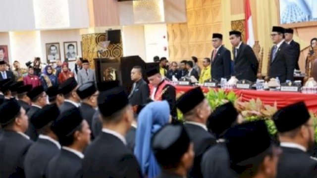 Sebanyak 50 Anggota DPRD Kota Makassar Periode 2024-2029 Resmi Dilantik