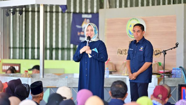 Fatmawati Rusdi Gaet Dukungan Nelayan dan Petani Perempuan di Takalar