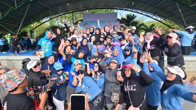 Dukungan Mengalir, Fatmawati Kuatkan Soliditas Perempuan Lewat Senam Zumba