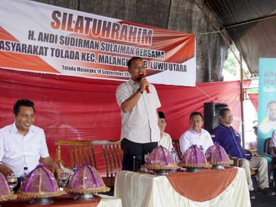 Ratusan Warga Malangke Lutra Sambut Kunjungan Andi Sudirman Sulaiman