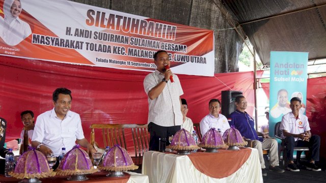 Ratusan Warga Malangke Lutra Sambut Kunjungan Andi Sudirman Sulaiman