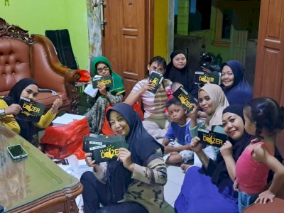 Serentak 40 Ribu Relawan Dozer Sulsel Door To Door Sosialiasi Andi Sudirman-Fatmawati dan AntiGolput