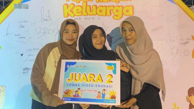 Tiga Mahasiswi Keperawatan Sabet Juara 2 Lomba Video Edukasi Fam Fest 2024