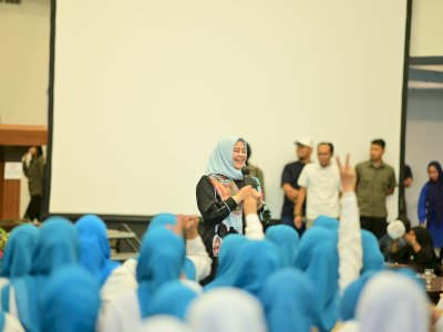 Andalan Hati Menyapa Makassar, Fatmawati Dapat Sambutan Hangat Ribuan Pendukung