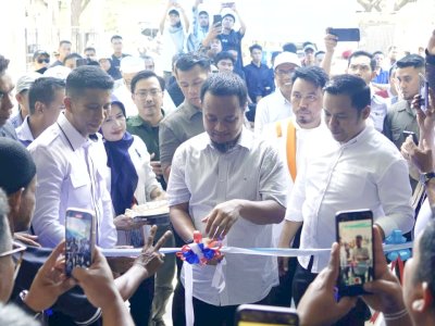 Andi Sudirman Resmikan Posko Induk Andalan &#8211; Hati di Maros