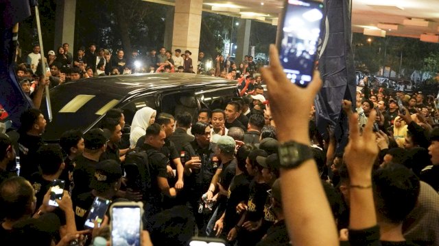 “Andalan Hati, Nomor Dua Pilihan Kita” Menggema Sambut Sudirman – Fatma di Debat Pilgub Sulsel