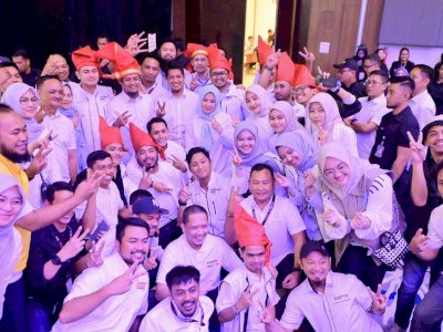 Fatmawati Tampilkan Politik Sejuk, Akrab dengan Rival di Debat Pilgub Sulsel