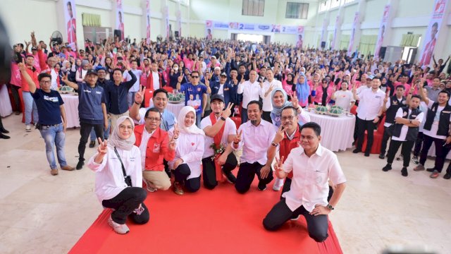 Bersama Kaesang, Ribuan Warga Barru Meriahkan Kampanye Andalan Hati