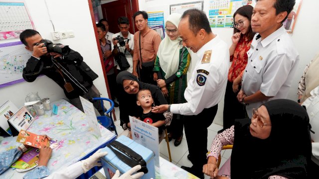 Didampingi Ninuk Zudan, Pj Gubernur Prof Zudan Launching Posyandu Era Baru se Sulsel