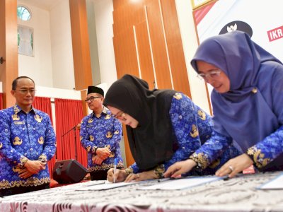 Jelang Pilkada Serentak, ASN Pemprov Sulsel Ikrar Bersama dan Tanda Tangani Pakta Integritas Netralitas