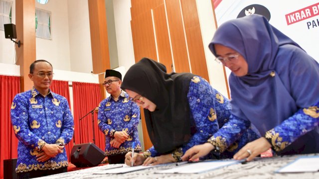 Jelang Pilkada Serentak, ASN Pemprov Sulsel Ikrar Bersama dan Tanda Tangani Pakta Integritas Netralitas