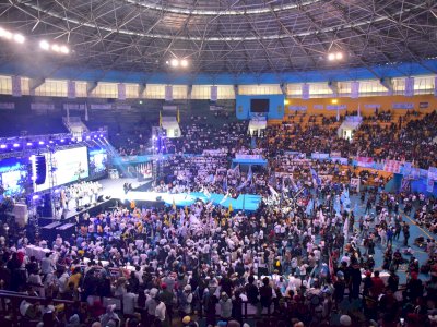 Kampanye Akbar Andalan Hati di GOR Sudiang Jadi Lautan Manusia