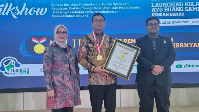 Taruna Ikrar Saksikan BPOM Pecahkan Rekor MURI Ikrar Pengendalian Resistensi Antimikroba Serentak dan Terbanyak