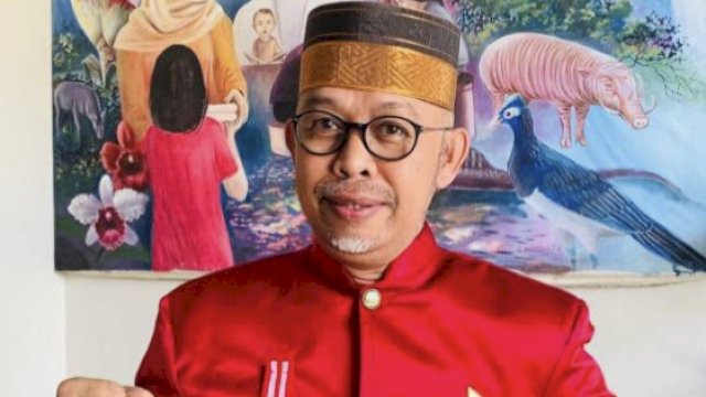 Tokoh Literasi Nasional Bachtiar Adnan Kusuma Sebut Andi Sudirman Berhasil Memajukan Pendidikan di Sulsel