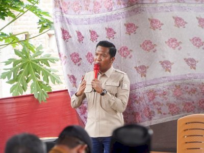 Reses di Basis Suaranya, Anggota DPRD Sulsel Sultan Tajang Bertekad Perjuangkan Perbaikan Jalan Rusak di Wajo