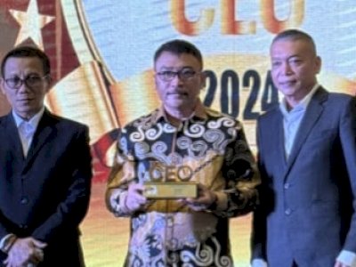 Dirut Bank Sulselbar‘TOP 100 CEO’
