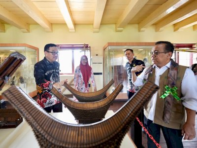 Sekda Jufri Rahman Dampingi Menko PMK ke Museum La Galigo, Perkenalkan Budaya Sulsel