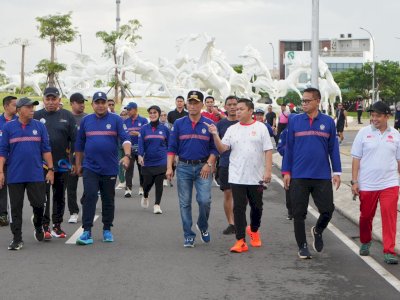 Rajut Silaturahmi dan Kolaborasi, ASN Jalan Sehat Bersama Pj Gubernur Sulsel dan Kepala BKN RI