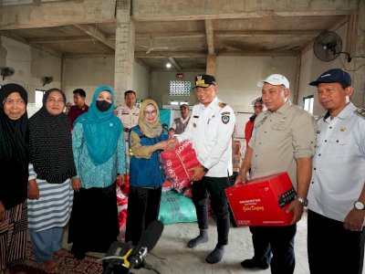 Batal Hadiri Peringatan HUT ke-65 Kabupaten Pangkep, Prof Fadjry Djufry Ucapkan Selamat dari Lokasi Banjir di Makassar