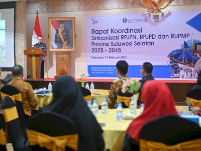 Sekda Sulsel Jufri Rahman Paparkan Potensi Investasi Sulsel di Rakor Sinkronisasi RPJPN, RPJPD, dan RUPMP