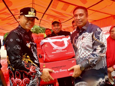 Pj Gubernur Prof Fadjry Djufry Kunjungi Korban Terdampak Banjir di Maros, Siapkan Bantuan Benih untuk Petani Jika Terjadi Puso