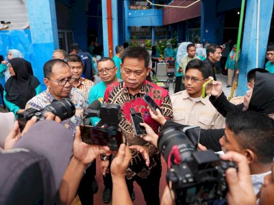 Pj Gubernur Prof Fadjry Djufry Surati Bupati dan Wali Kota se Sulsel Laksanakan Program MBG dan PKG Sambil Tunggu Juknis Terkait Anggaran
