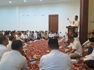 Pecah, Peserta Buka Puasa Bersama IKA Unhas – Himpuni di Kediaman Mentan Amran Lebih dari 1000 Orang