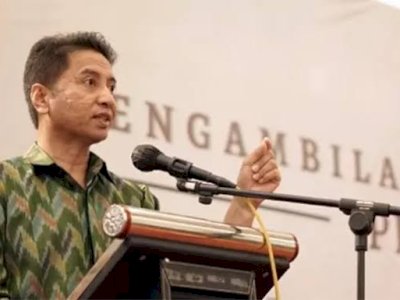 Menggali Kesejatian Bagian Ke Lima: Handphone Suci