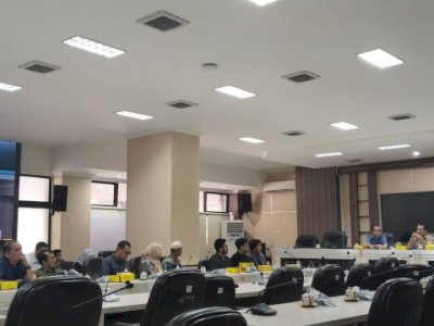 Komisi C DPRD Makassar Bahas Polemik Penolakan Kafe Startup Day oleh Warga