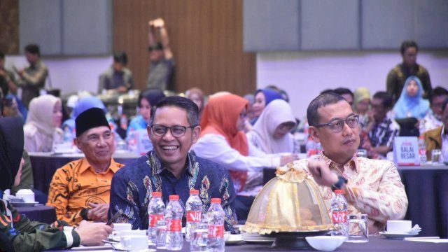 Ketua DPRD Makassar Tekankan Pentingnya Konektor Transisi di Pemerintahan