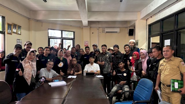 DPRD Makassar Terima Aspirasi Ratusan Warga Bitoa Terkait Masalah Lingkungan