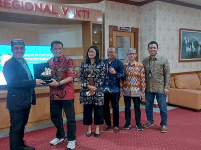 Anggota Komisi I DPR RI Kunjungan ke Telkom di Makassar, Beri Saran Pemerataan Internet