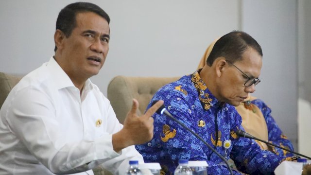 Menteri Pertanian Andi Amran Sulaiman saat menyampaikan sambutan pembukaan pelatihan bagi Brigade Pangan di Jakarta, Kamis (17/4/2025). ist