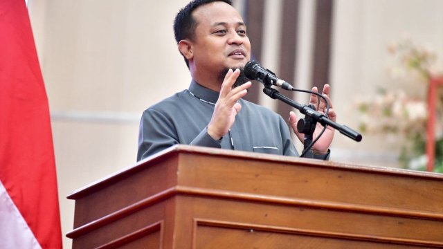 Gubernur Sulsel Andi Sudirman Sulaiman