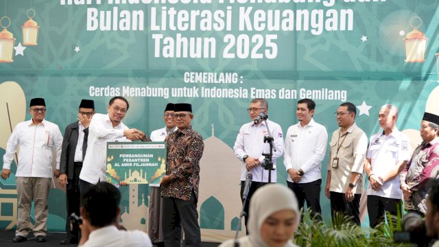Bank Sulselbar Peringatan Puncak hari Indonesia menabung dan bukan literasi keuangan 2025