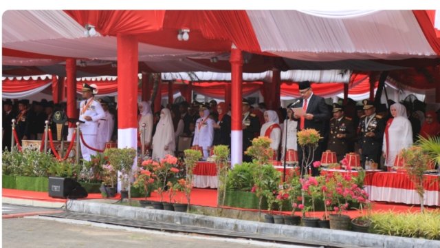 Suasana pembacaan doa HUT RI -80 rumah jabatan gubernur sulsel