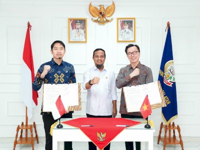 Andi Sudirman Sulaiman Saksikan MoU BUMD Sulsel dan Vingroup untuk PLTS Skala Besar