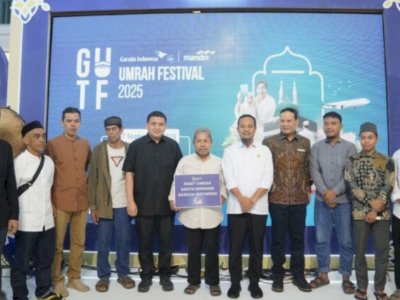 Wali Kota Makassar dan Gubernur Sulsel Launching Festival Garuda Indonesia Umrah Travel