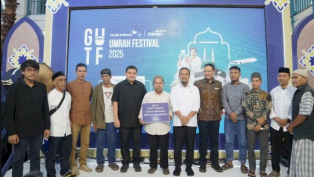 Wali Kota Makassar dan Gubernur Sulsel Launching Festival Garuda Indonesia Umrah Travel mall ratu indah, jumat, 05/09/2025