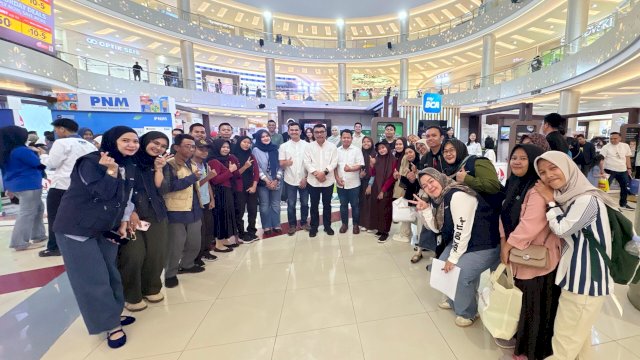 Bank Sulselbar Raih Penghargaan “Literasi Keuangan Teraktif Segmen Pelajar” dari OJK