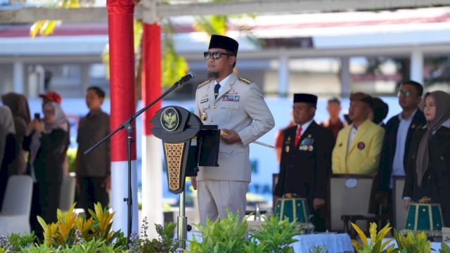 Gubernur Sulsel, Andi Sudirman Sulaiman.