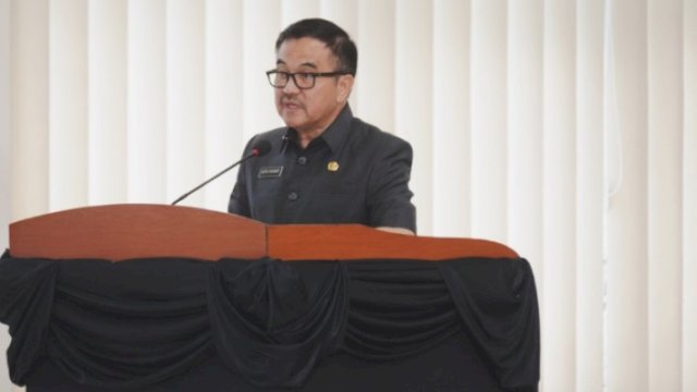 Sekda Sulsel Sampaikan Jawaban Gubernur atas Pandangan Umum Fraksi APBD 2026