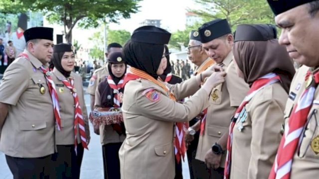 Ketua DPRD Makassar Raih Lencana Darma Bakti atas Dedikasi di Gerakan Pramuka