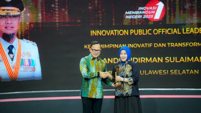 Andi Sudirman Sulaiman Raih Penghargaan Pemimpin Inovatif dan Transformatif, Diterima Wagub Fatmawati