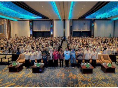 Hadiri Bimtek SPPG, Gubernur Sulsel: Pemenuhan Gizi Harus Bebas Praktik Koruptif